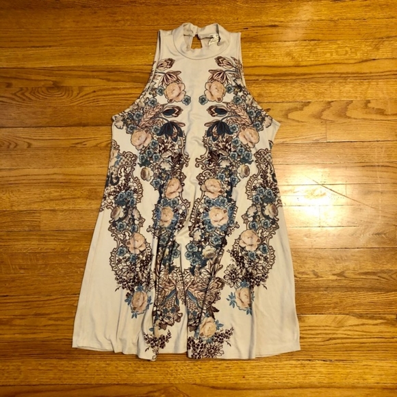 Blu Pepper Dresses & Skirts - Blu Pepper Mock Neck Sleeveless Swing Dress